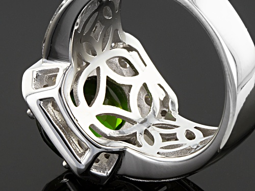 2.17ct Oval Chrome Diopside With 1.27ctw Baguette And Round White Zircon Sterling Silver Ring - Size 5