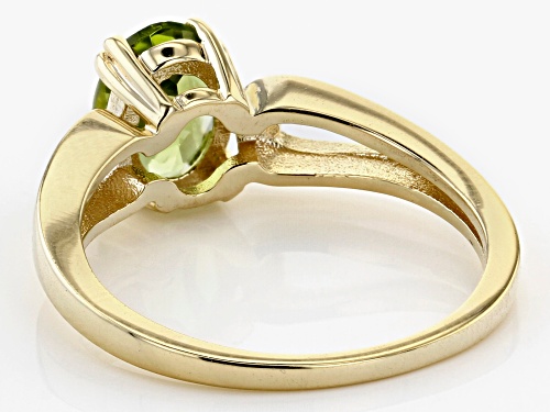 0.95ct Oval Peridot 3K Gold Solitaire Ring - Size 6