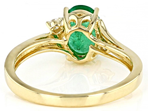 0.94ct Oval Zambian Emerald With 0.07ctw Round White Diamond 14k Yellow Gold Ring - Size 6