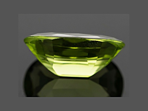 Peridot 14.42x10.07mm Oval 5.89ct