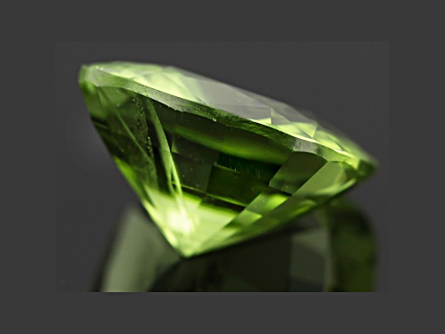 Peridot 11mm Square Cushion Mixed Step Cut 5.34ct