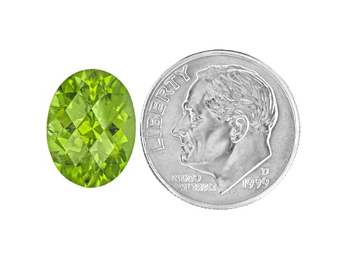 Peridot 13.3x10.1mm Oval Checkerboard Cut 6.28ct