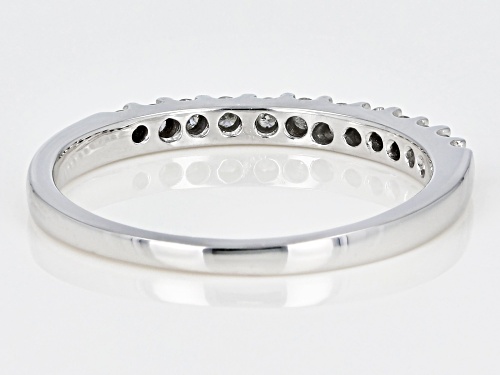 0.22ctw Round White Diamond 10K White Gold Ring - Size 12