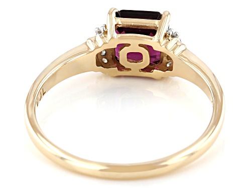 1.27ct Octagonal Grape Color Garnet With 0.04ctw White Diamond Accent 10K Yellow Gold Ring - Size 7