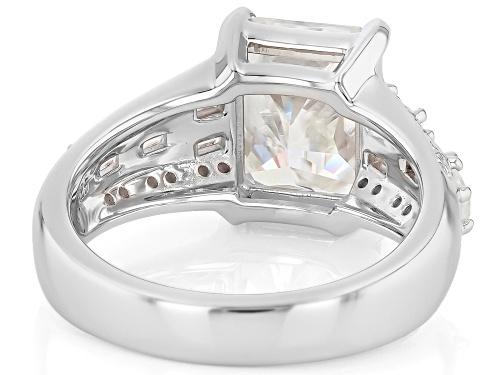MOISSANITE FIRE® 4.70CTW DEW RADIANT WITH EMERALD CUT AND ROUND PLATINEVE® RING - Size 9