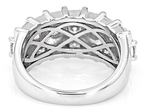 Pre-Owned MOISSANITE FIRE® 3.01CTW DEW ROUND BRILLIANT & BAGUETTE PLATINEVE® RING - Size 8