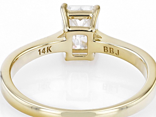 Pre-Owned MOISSANITE FIRE(R) 1.20CT DEW RADIANT CUT 14K YELLOW GOLD RING - Size 7