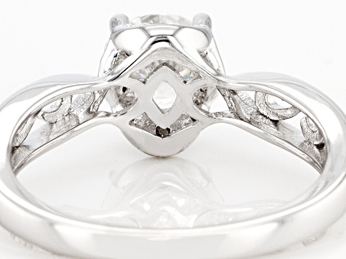 Pre-Owned MOISSANITE FIRE(R) .92CTW DEW ROUND PLATINEVE(R) RING - Size 9