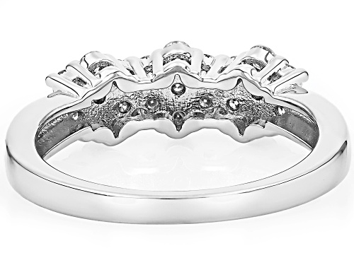 Pre-Owned MOISSANITE FIRE® .63CTW DEW ROUND BRILLIANT PLATINEVE® CLUSTER BAND RING - Size 8