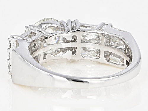 Pre-Owned MOISSANITE FIRE® 2.64CTW DEW ROUND AND BAGUETTE PLATINEVE® RING - Size 11