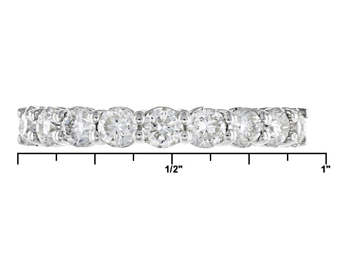 Pre-Owned Moissanite Fire® 1.17ctw Diamond Equivalent Weight Round 14k White Gold Ring - Size 11