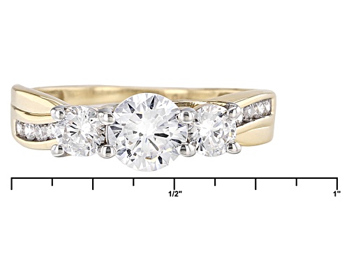 Bella Luce ® 2.60ctw White Diamond Simulant 10k Yellow Gold Ring (1.55ctw Dew) - Size 10