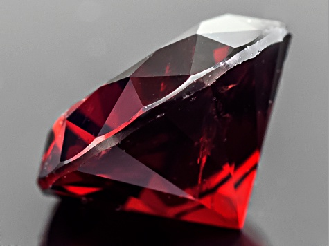 Red Antill Garnet 6mm Round .70ct