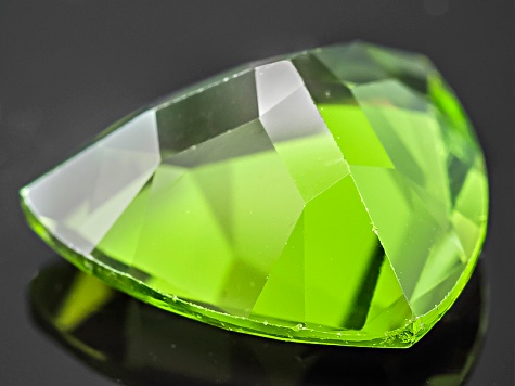 Pre-Owned Peridot 11mm Trillion 4.50ct