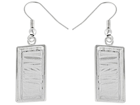 2 Silver Tone Earrings And 1 Silver Tone Oval Ring Bezel Kit