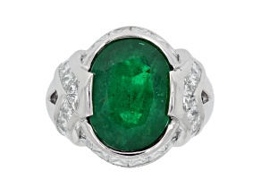 Oval Green Emerald and White Diamond Platinum Ring. 10.10 CTW