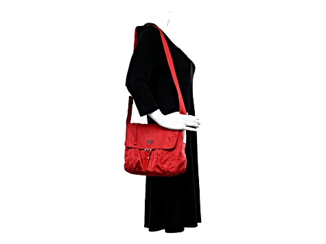 Prada Rosso Pattina Nylon Red Medium Messenger Bag - 11D9GA | JTV