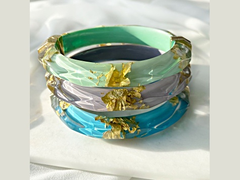 14K Yellow Gold Over Sterling Silver Thin Faceted Acrylic Bangle Bracelet in Mint Green