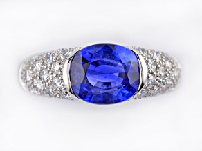 Oval Blue Sapphire and White Diamond Platinum Ring. 4.47 CTW