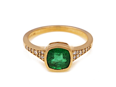 1.44 Ctw Emerald With 0.15 Ctw White Diamond Ring in 14K YG