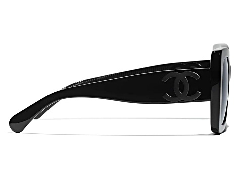 CHANEL ブラックフレーム サングラス Chanel Black Frame with Large 