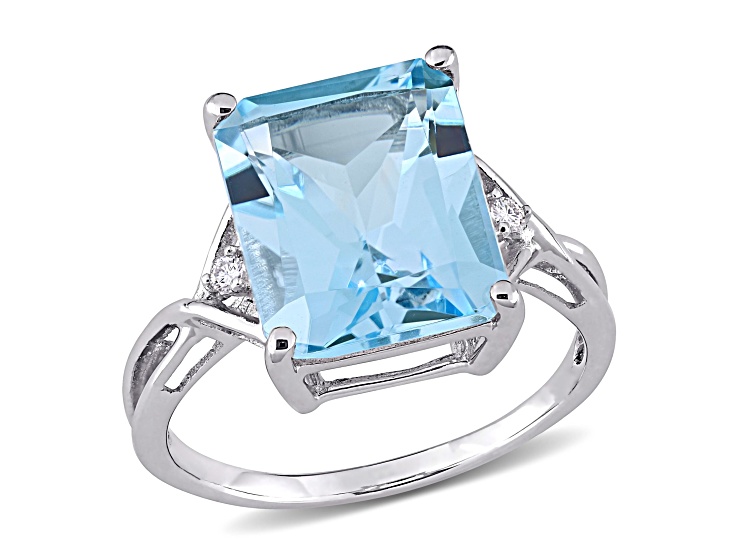 7.50ctw Sky Blue and White Topaz Cocktail Ring in Sterling Silver