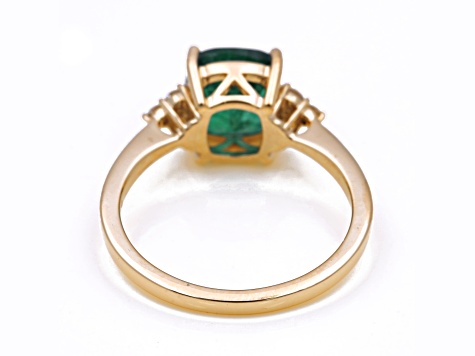 2.18 Ctw Emerald With 0.12 Ctw White Diamond Ring in 14K YG