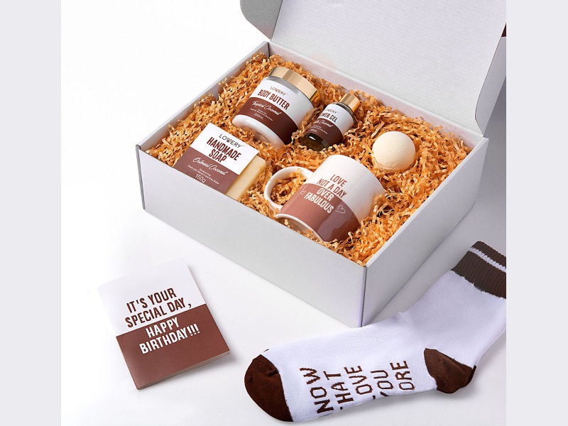 Lovery Happy Birthday Gift Box - Relaxing Spa Set, 8pc