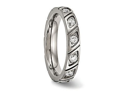 White Cubic Zirconia Titanium 4mm Men's Grooved Band Ring