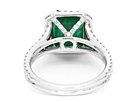 Green Emerald and White Diamond 18K White Gold Ring. 4.72 CTW