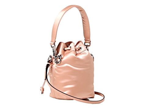 OUTLET【FENDI】 Mon Tresor ショルダーバッグ ロゴ ピンク Fendi Mon Tresor Baguette Baby Pink Nylon Bucket Mini
