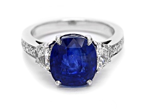 Cushion Blue Sapphire and White Diamond Platinum Ring. 8.32 CTW