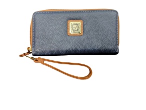 Stone Mountain Cornwall Pebble Leather Large Double Zip Around Wallet with Wristlet Strap Navy Tan