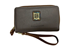 Stone Mountain Cornwall Pebble Leather Large Double Zip Around Wallet/Wristlet Strap Elephant Tan