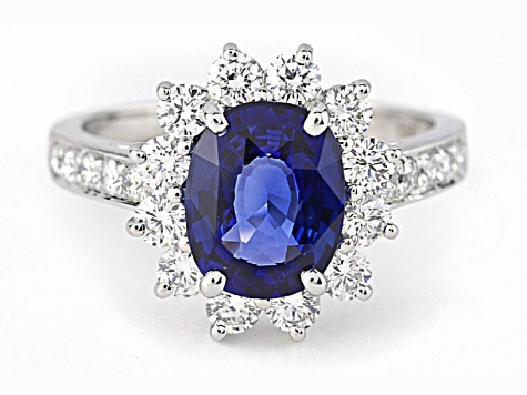 Oval Blue Sapphire and White Diamond Platinum Ring. 3.31 CTW