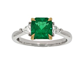 Green Emerald and White Diamond Platinum Ring. 1.84 CTW