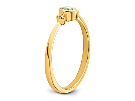 14K Yellow Gold Petite Oval Diamond Ring 0.16ctw