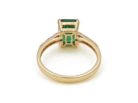 2.23 Ctw Emerald with 0.15 Ctw Diamond Ring in 14K YG