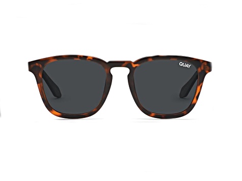 Quay Walk On Black Tortoise Round Frame / Smoke Lenses Sunglasses
