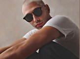Quay Walk On Black Tortoise Round Frame / Smoke Lenses Sunglasses