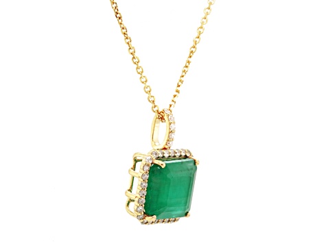 4.33 Ctw Emerald and 0.25 Ctw White Diamond Pendant in 14K YG