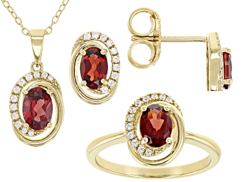 Red Vermelho Garnet(TM) 18k Yellow Gold Over Silver Ring, Earrings And Pendant Chain Set 3.22ctw
