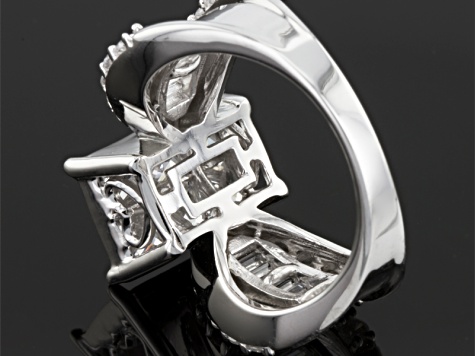 Cubic Zirconia Silver Ring 4.40ctw (2.94ctw DEW)
