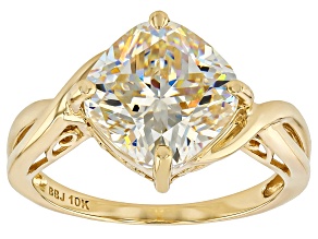 White Strontium Titanate 10k Yellow Gold Ring 5.91ct