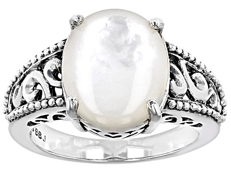 Mother-Of-Pearl Sterling Silver Solitaire Ring
