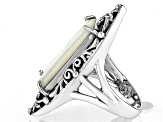 White Mother-Of-Pearl Sterling Silver Solitaire Ring