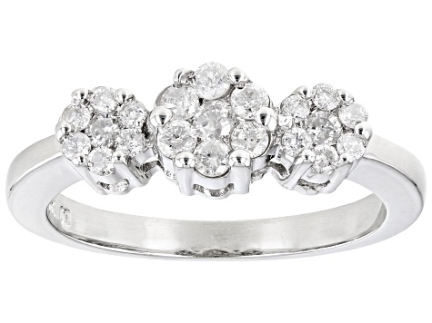 White Diamond 10k White Gold Cluster Ring 0.50ctw