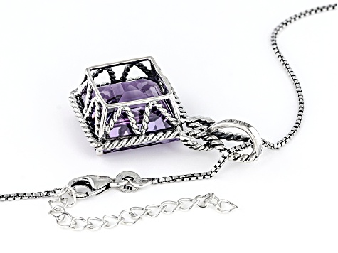 Purple Amethyst  Sterling Silver Solitaire Pendant With Chain 14.50ct