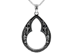 Silver Tone Trinity Pendant With Chain