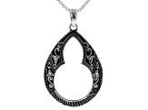 Silver Tone Trinity Pendant With Chain